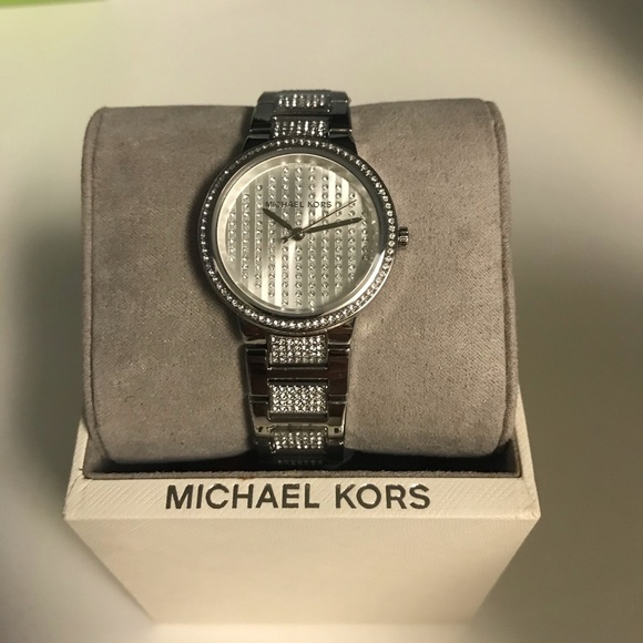 Michael Kors Silver rhinestone Glitzy Watch main image 7